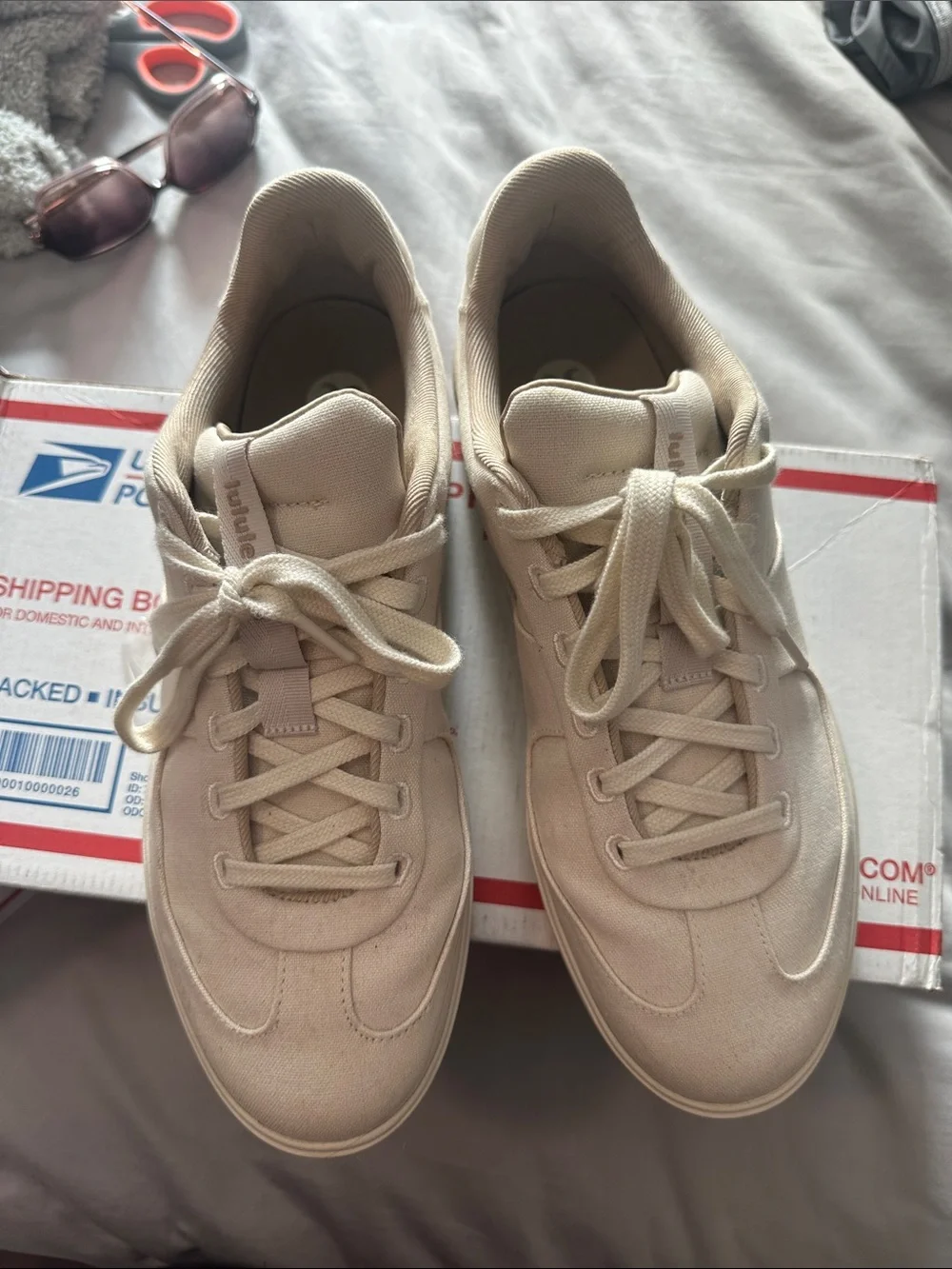 Lululemon Women’s Shoes Size 10 Perfect Condition!